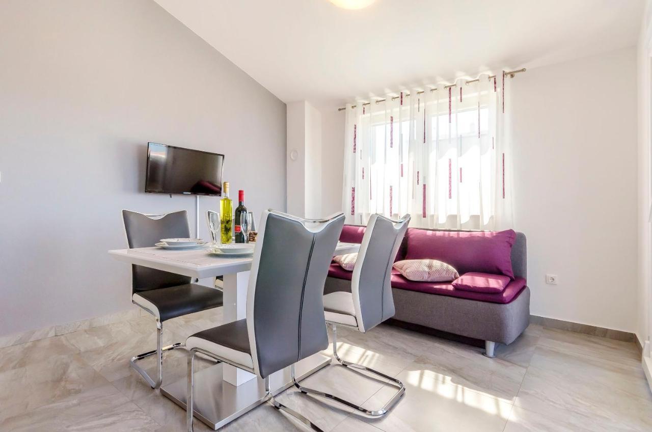 Apartments Katic Razanj Exterior photo