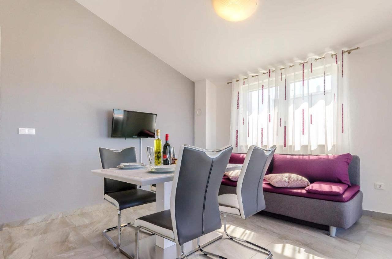 Apartments Katic Razanj Exterior photo