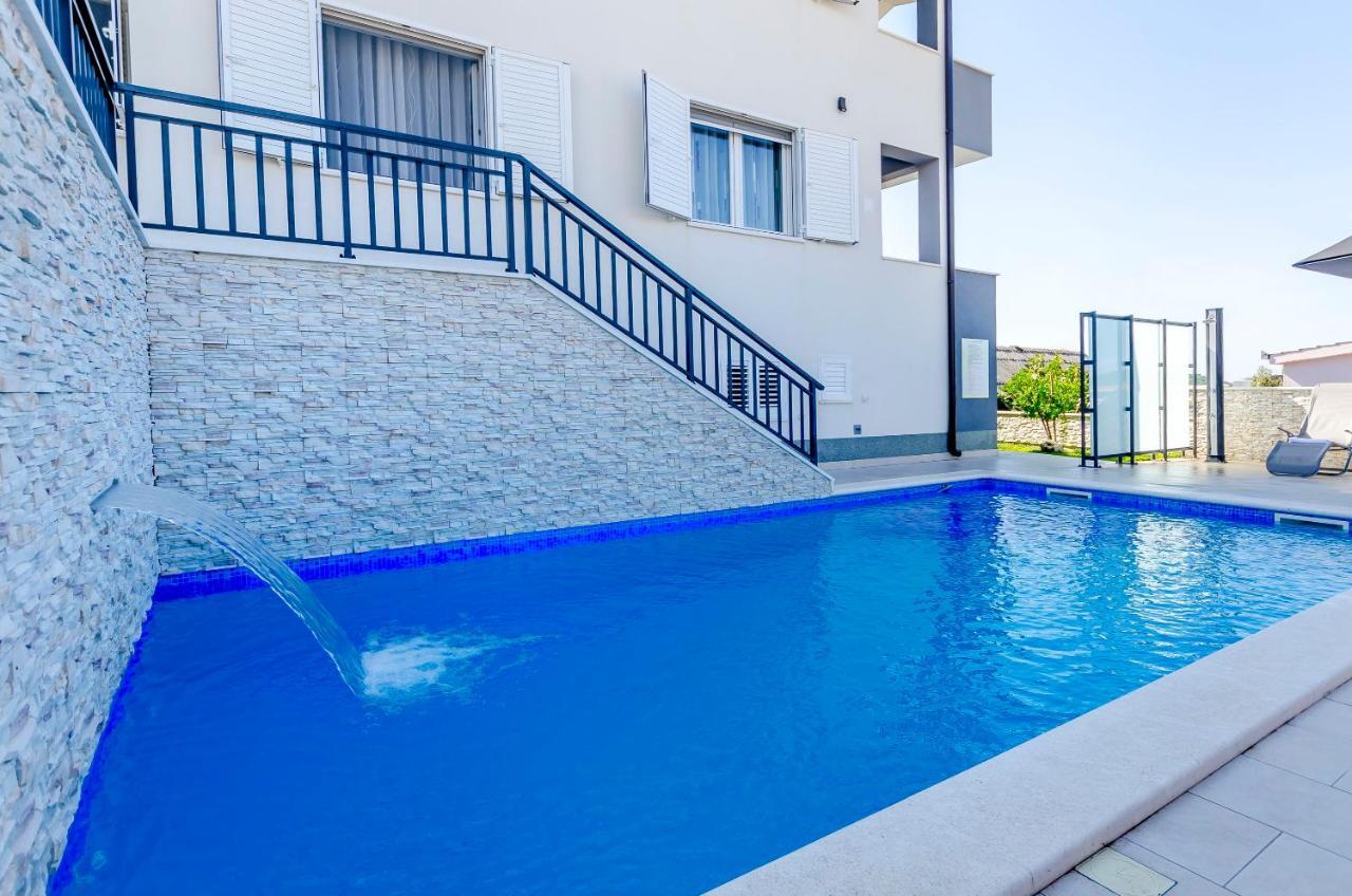Apartments Katic Razanj Exterior photo